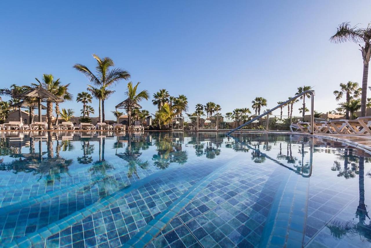 Family Apartment 1 Bedroom With Pool View - Oasis Duna Resort Corralejo Exterior photo